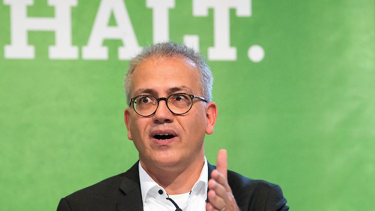 Tarek Al-Wazir ist Spitzenkandidat der Grünen, stellvertretender Ministerpräsident und beliebtester Politiker in Hessen.