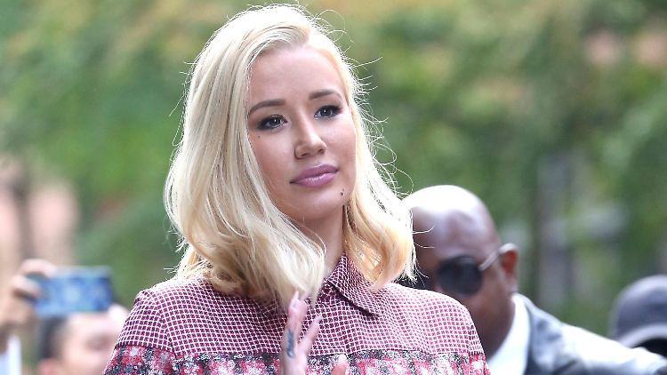Iggy Azalea mag Champagner, Kaviar und sexy Instagram-Posts.