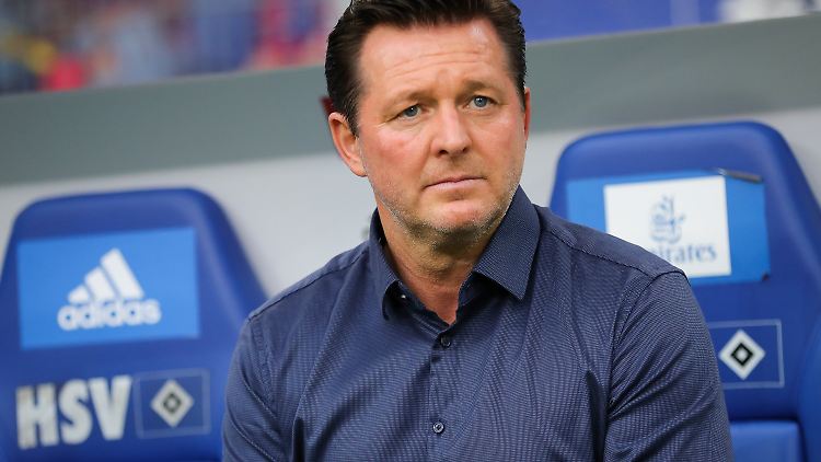 Offenbar trauen die Klubverantwortlichen beim HSV Titz nicht zu, den Klub zurück in die Bundesliga zu führen.