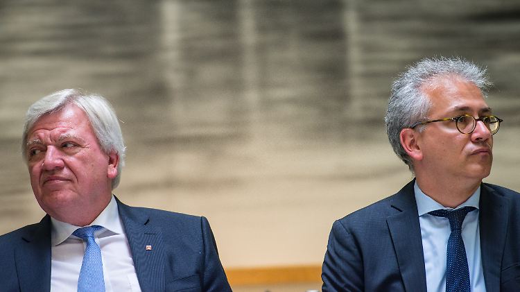 Volker Bouffier und Tarek Al-Wazir, manche witzeln auch: "Vater und Sohn".