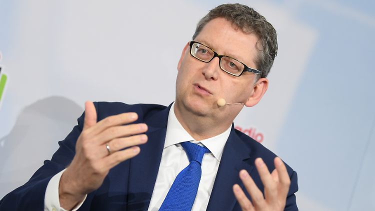 Schäfer-Gümbel-Kritik an der Landesregierung: "Stillstand in Hessen".