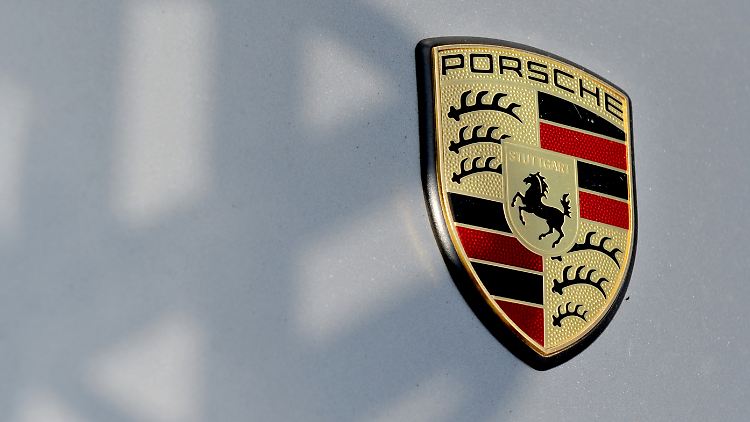 Das Landgericht Stuttgart folgt der Argumentation der Kläger. Nun muss Porsche SE eine Entschädigung an die Anleger zahlen.