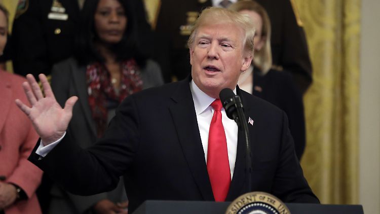 "Wir müssen zusammenhalten", betonte US-Präsident Donald Trump.