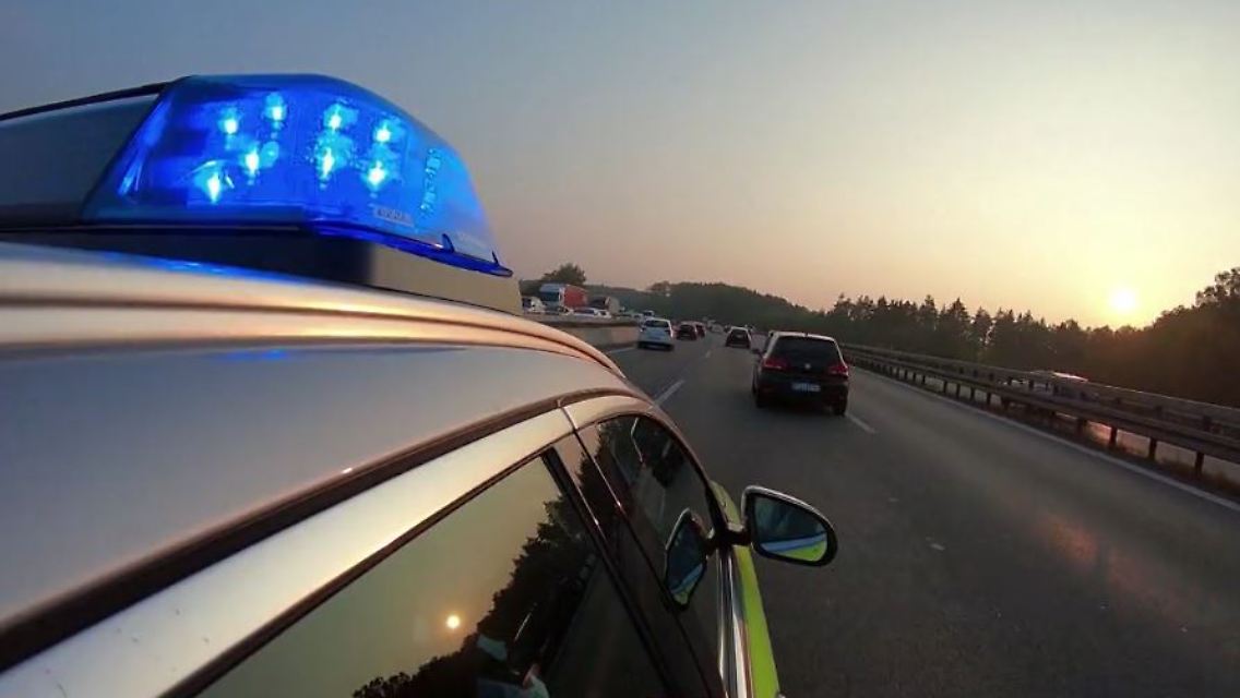 polizei1.JPG