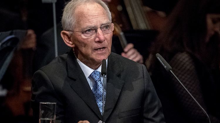 Schäuble macht sich keine Sorgen um die Demokratie des Landes.