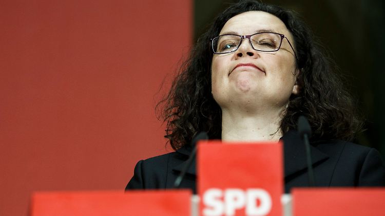 Andrea Nahles will mit Sacharbeit aus der Krise kommen.