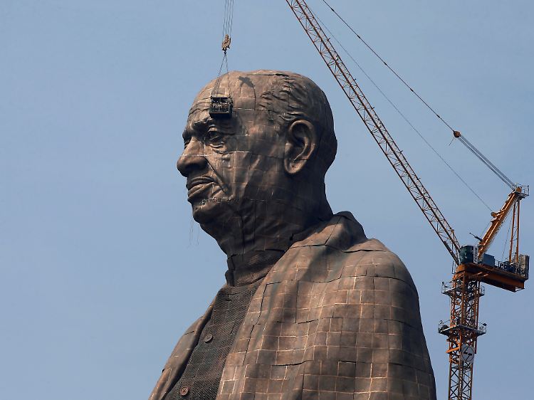 Politiker als 182-Meter-Riese: Indien enthüllt die größte Statue der