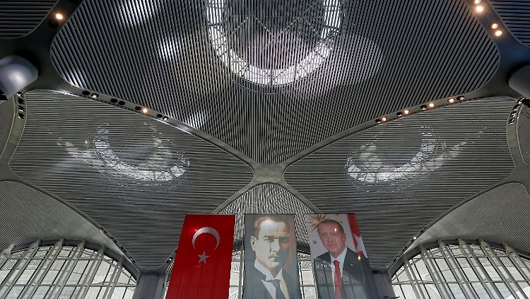 In Istanbul hat Erdogan gerade einen neuen Flughafen eröffnet.