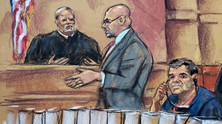 Zeichnung aus dem Gerichtssaal: "El Chapo" (r.) mit seinem Anwalt während einer Anhörung.