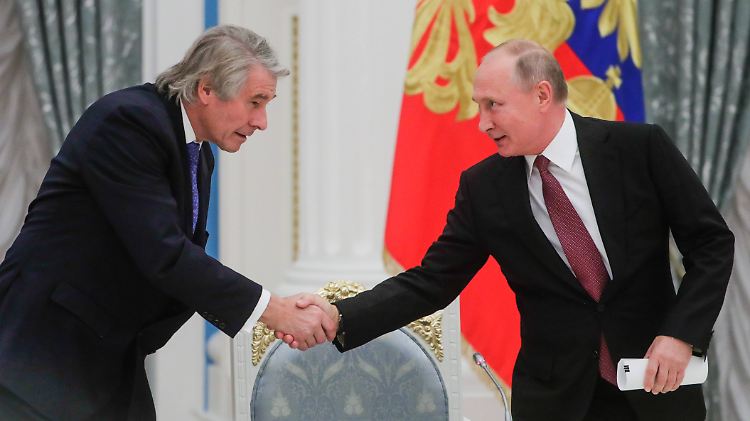 Russlands Präsident Putin traf auch den Vorsitzenden des Ost-Ausschusses der deutschen Wirtschaft, Büchele.