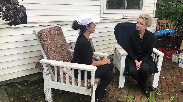 Für die n-tv-Reportagereihe "Wie tickt Amerika?" ist die Wirtschafts- und Politexpertin Sandra Navidi durch Amerika gereist. Sie wollte wissen, warum Wähler für Trump stimmen - trotz aller persönlichen und politischen Eskapaden des USA-Präsidenten.