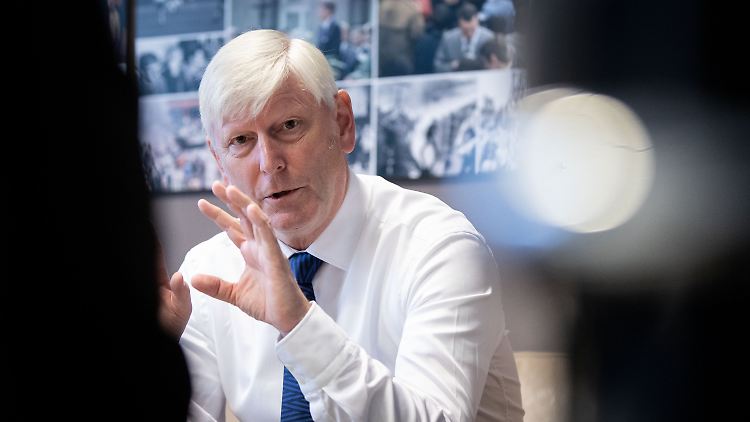 Schmitz hätte den Kohleausstieg gerne aus der "Hambi"-Debatte herausgehalten.