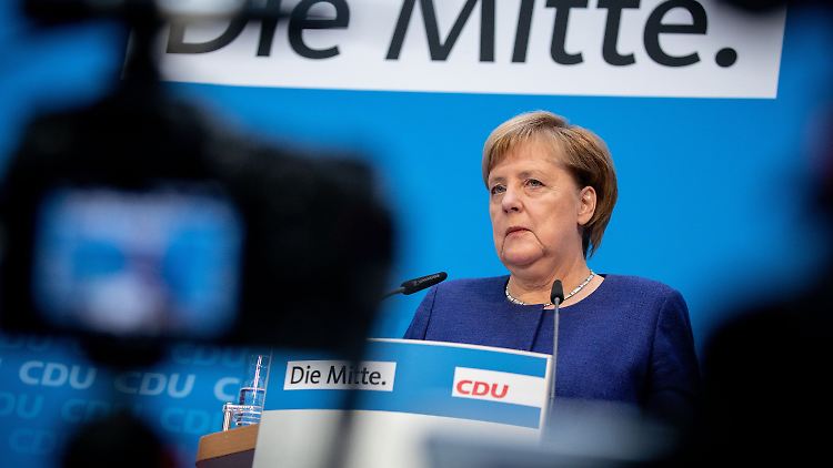 Merkel sagte, die zweitägige Vorstandsklausur sei "sehr anregend und interessant" gewesen.