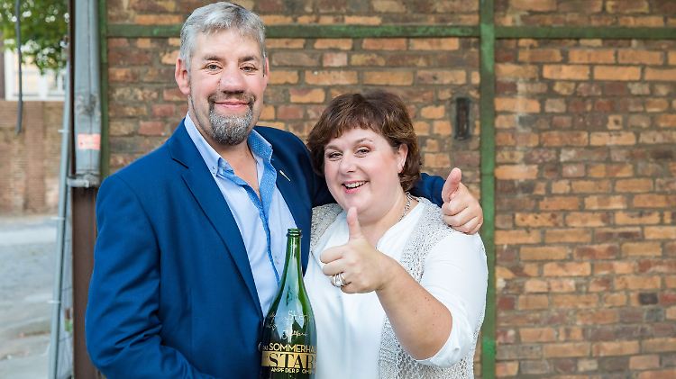 Im August gewannen sie das "Sommerhaus der Stars", jetzt sanieren sie ihre Fassaden: Uwe und Iris Abel.
