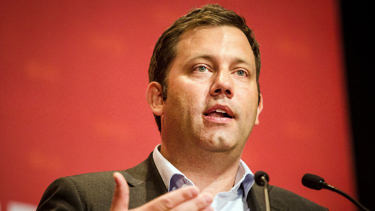 SPD-Generalsekretär Lars Klingbeil möchte Arbeitnehmern eine bezahlte Auszeit ermöglichen. 
