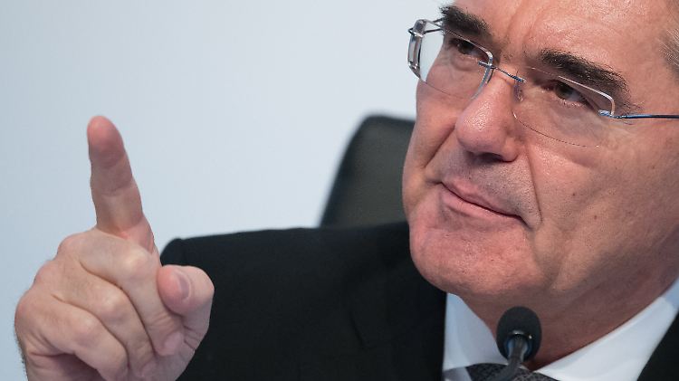 Kaeser nimmt an Wirtschaftskonferenz in Saudi-Arabien teil.