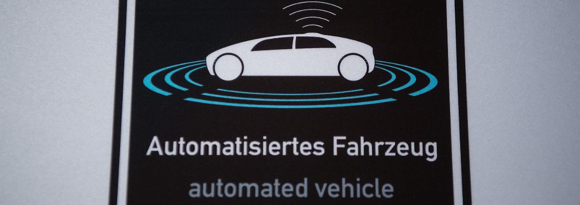 Daimler und Bosch starten Pilotversuch für autonomes Ridesharing.
