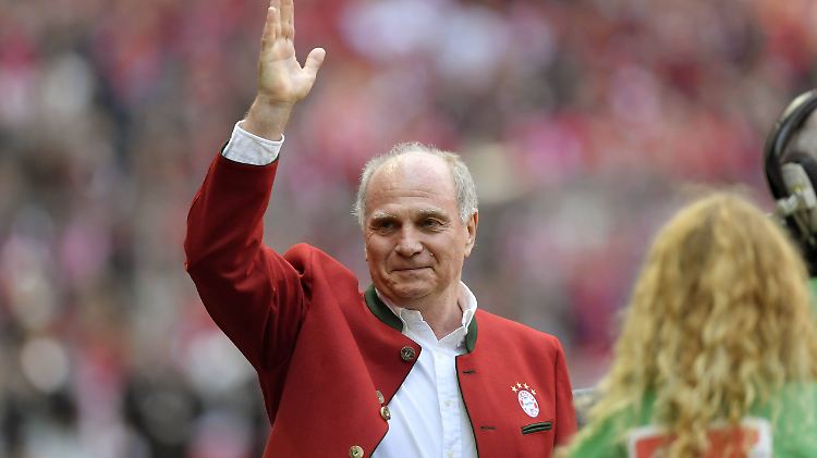Winkt Uli Hoeneß bald zum Bayern-Abschied?