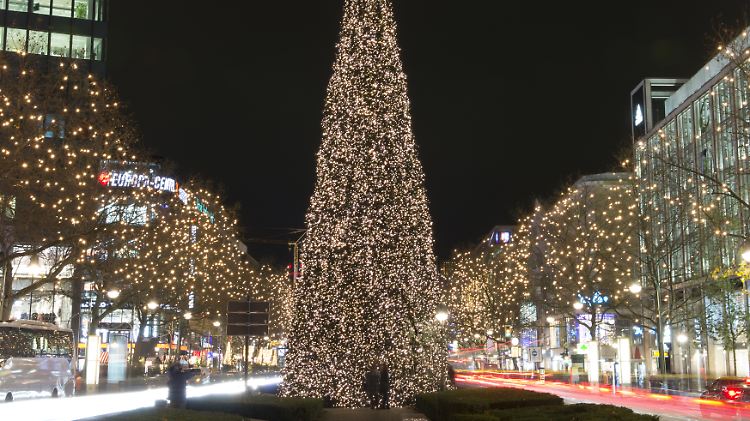 Amazon will Ende November auf dem Kurfürstendamm in Berlin einen Pop-up Store eröffnen.