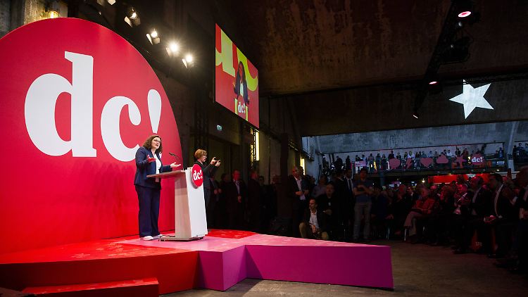 Acht regionale Debattencamps sollen die programmatische Erneuerung der SPD weiterführen.