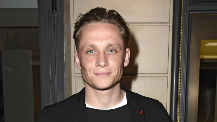 Matthias Schweighöfer macht nur äußerst selten Dinge, die das Publikum nicht sehen will.