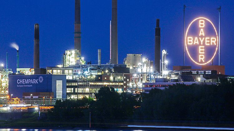 Der Umsatz stieg um gut 23 Prozent auf 9,9 Milliarden Euro.