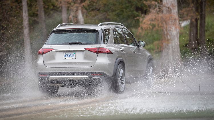 Der Mercedes GLE kann mehr, als er auf den ersten Testfahrten rund um San Antonio zeigen konnte.