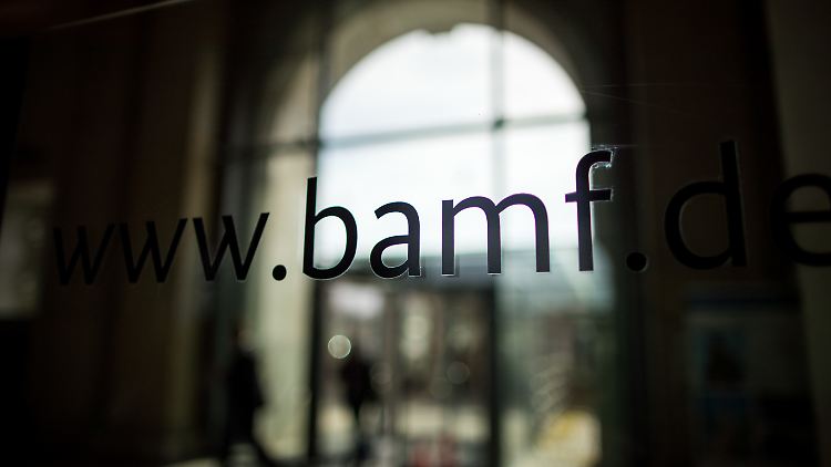 In gut 190.000 Asylverfahren haben die Behörden seit Jahresbeginn entschieden.