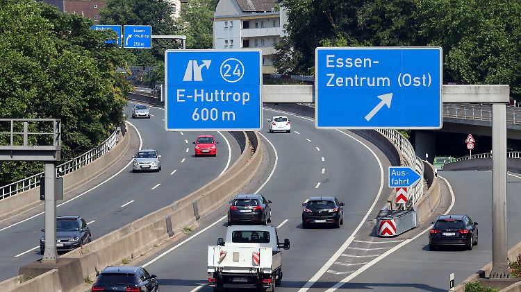 Auf der A40 in Essen wurde ein Stickstoffdioxidwert von 50 Mikrogramm gemessen. Erlaubt sind EU-weit höchstens 40 Mikrogramm NO2.