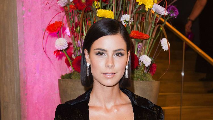 Lena Meyer-Landruts Posts gehen gerade viral, zufällig erscheint am Freitag auch noch eine neue Single.