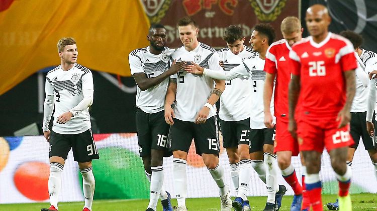 Gegner Russland hat gegen das DFB-Team keine Chance.