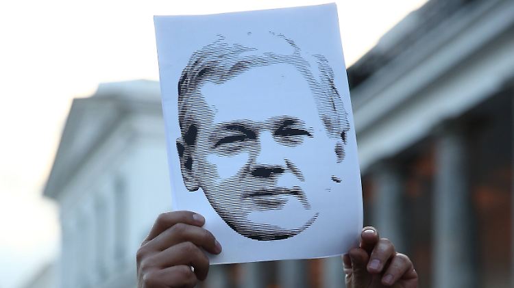 Wikileaks-Gründer Julian Assange ist in den USA angeklagt worden.