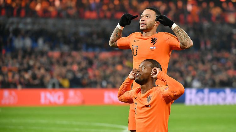 Oranje jubelt dank Memphis Depay und Georginio Wijnaldum.