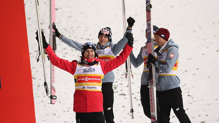 Mit einem Monstersprung im letzten Durchgang sorgte Skisprung-Star Kamil Stoch noch für den polnischen Heimsieg in Wisla.