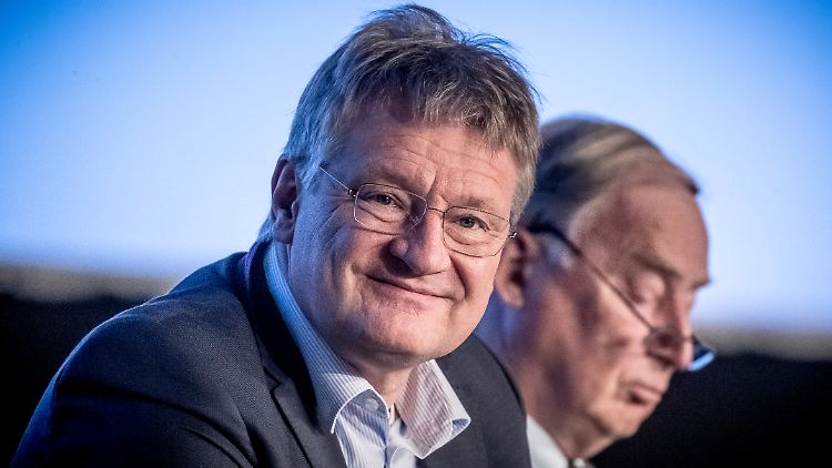 Spitzenkandidat Meuthen (l.) und Fraktionschef Gauland in Magdeburg