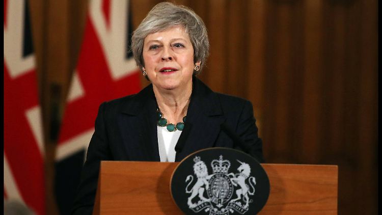 Steht mächtig unter Druck: Premierministerin Theresa May.