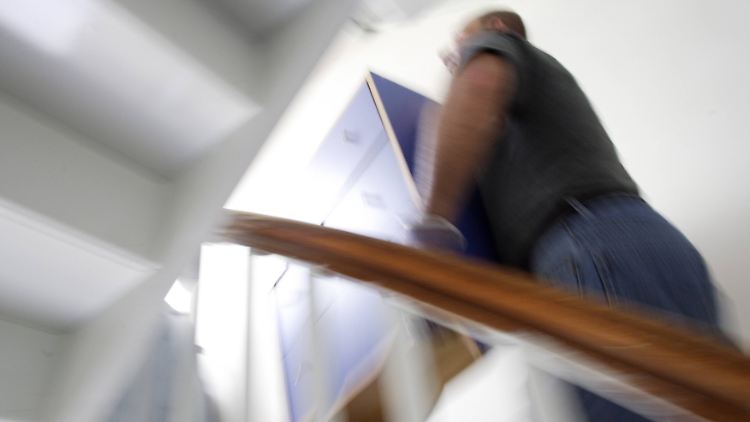 Beschäftigte, die eine neue Stelle anfangen, können mit ihrem Arbeitgeber aber oft Vereinbarungen zur Erstattung der Umzugskosten treffen.