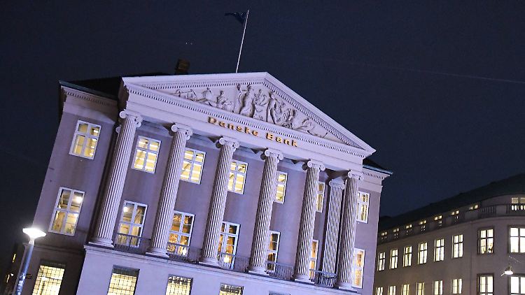 Das dänische Finanzhaus Danske Bank wird von einem
Geldwäsche-Skandal erschüttert.
