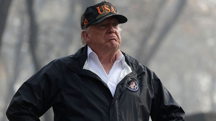 US-Präsident Trump hat sich mit weltfremden Aussagen zum Schutz vor Waldbränden zum Gespött gemacht.