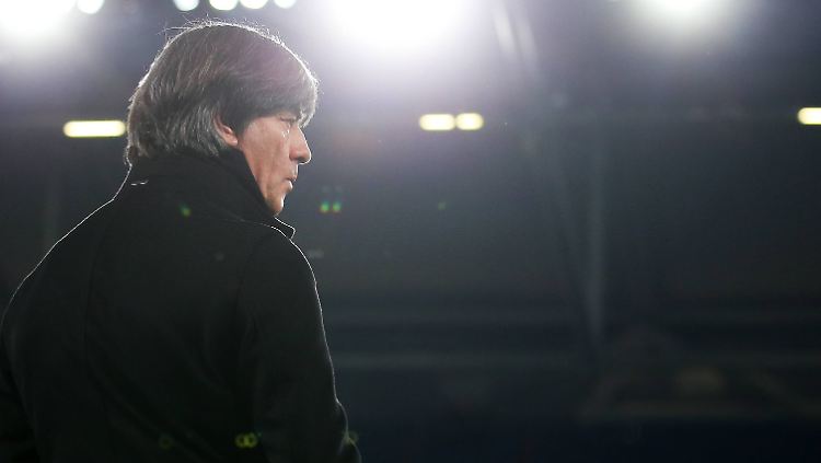 Löw hat auf das WM-Debakel gerade noch die richtigen Antworten gefunden.