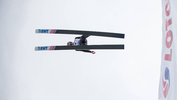 Jewgeni Klimow ist der erste Russe, der einen Skisprung-Weltcup gewinnen konnte.