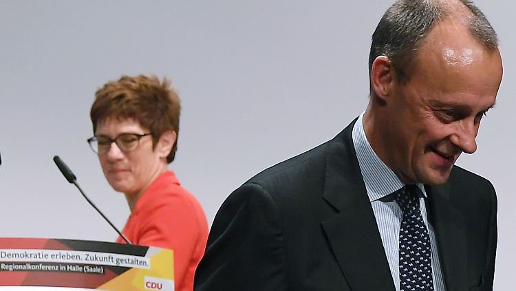 Die befürchtete Diskussion zwischen AKK und Merz blieb aus.