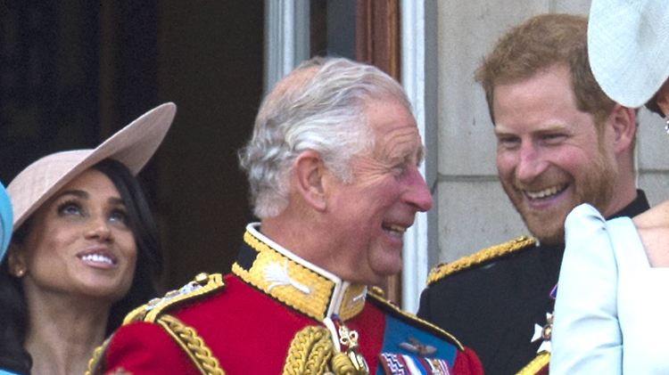 Prinz Charles war auf einer Feier scheinbar in Plauderlaune