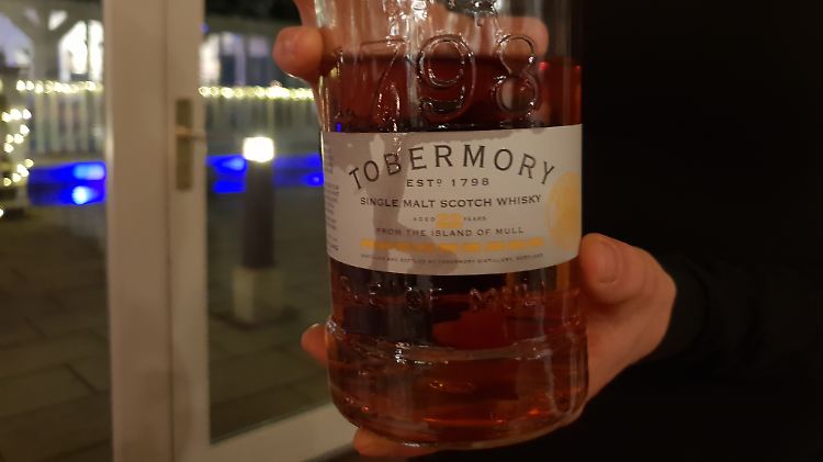 Da sind sich alle am Tisch einig: Der 22 Jahre alte Tobermory schmeckt vorzüglich.