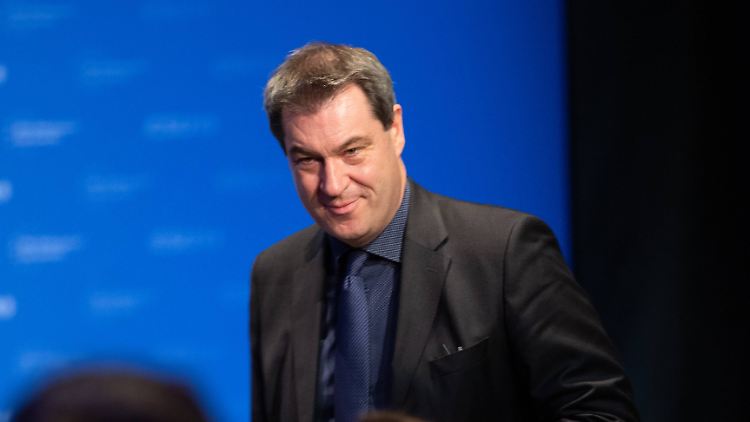 Söder will das individuelle Recht auf Asyl nicht antasten.