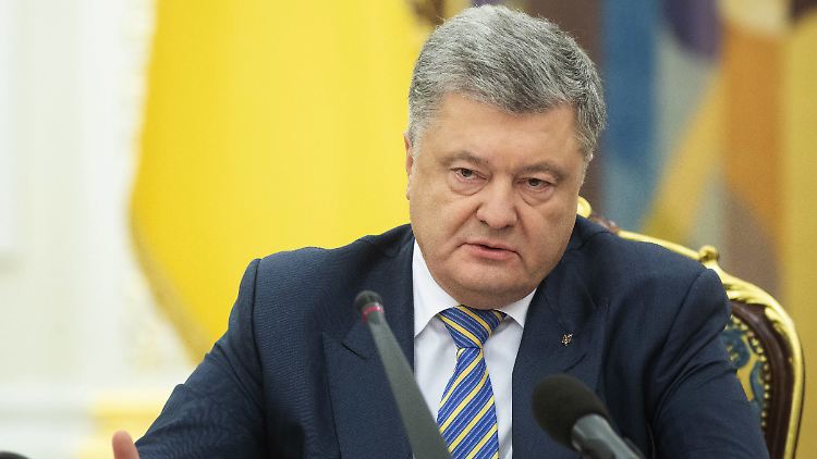 Ukraine-Präsident Poroschenko: Das Parlament wird über die Einführung des Kriegsrechts debattieren.