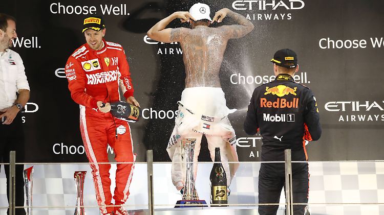 "Still Rise" - Lewis Hamilton präsentiert sein Motto.