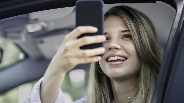 In Städten haben jetzt fast alle Mobilfunk-Nutzer gute oder sehr gute Netze.