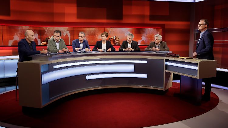 Plasbergs Gäste, von links nach rechts: Jens Saß, Heiner Brand, Gerald Gaß, Britta von der Heide, Jürgen Thoma und Dr. Peter Sawicki