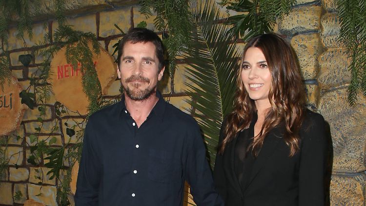Wie Christian Bales Ehefrau wohl über die ständige Körpertransformation ihres Mannes denkt?